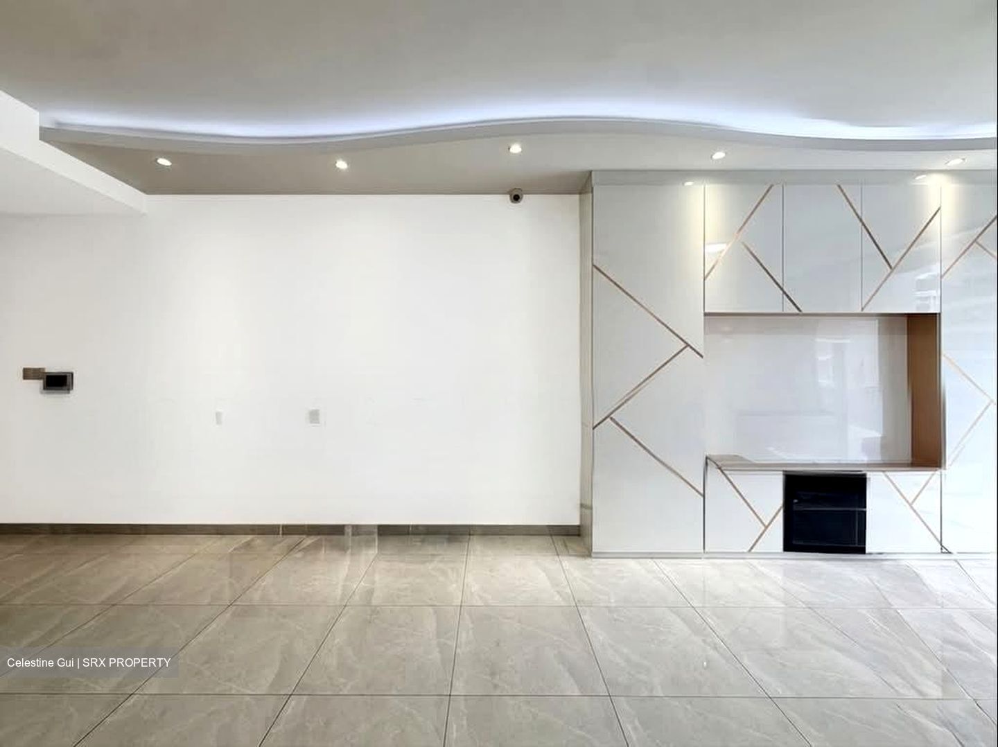 Prive (D19), Condominium #579272841
